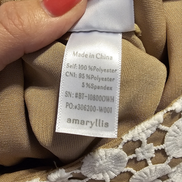 Amaryllis Women's Shorts - Picture 3 of 6